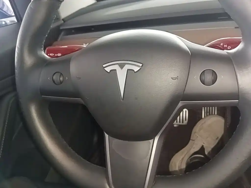 Model 3 imported 2019 long range rear drive version купить на сайте DeffCars