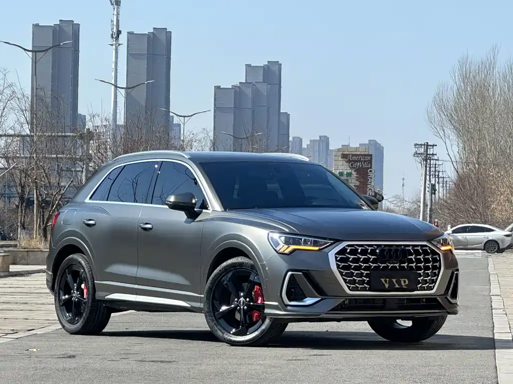 Audi Q3 2025 quattro 45th anniversary collector's edition 35TFSI fashionable and dynamic купить на сайте DeffCars