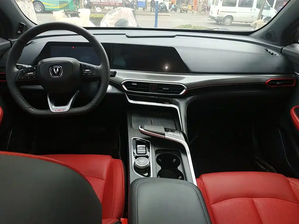 Changan UNI-T 2020 1.5T flagship model купить на сайте DeffCars