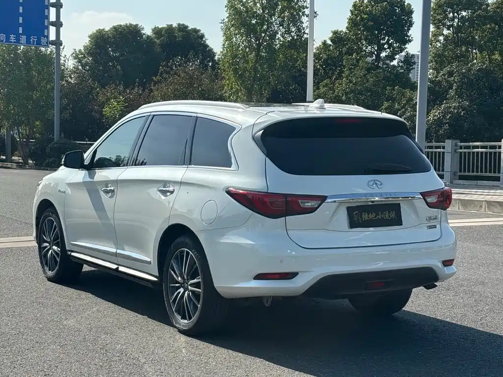 Infiniti QX60 Imported 2016 2.5 S/C Hybrid Two-wheel drive Excellent Edition National V купить на сайте DeffCars