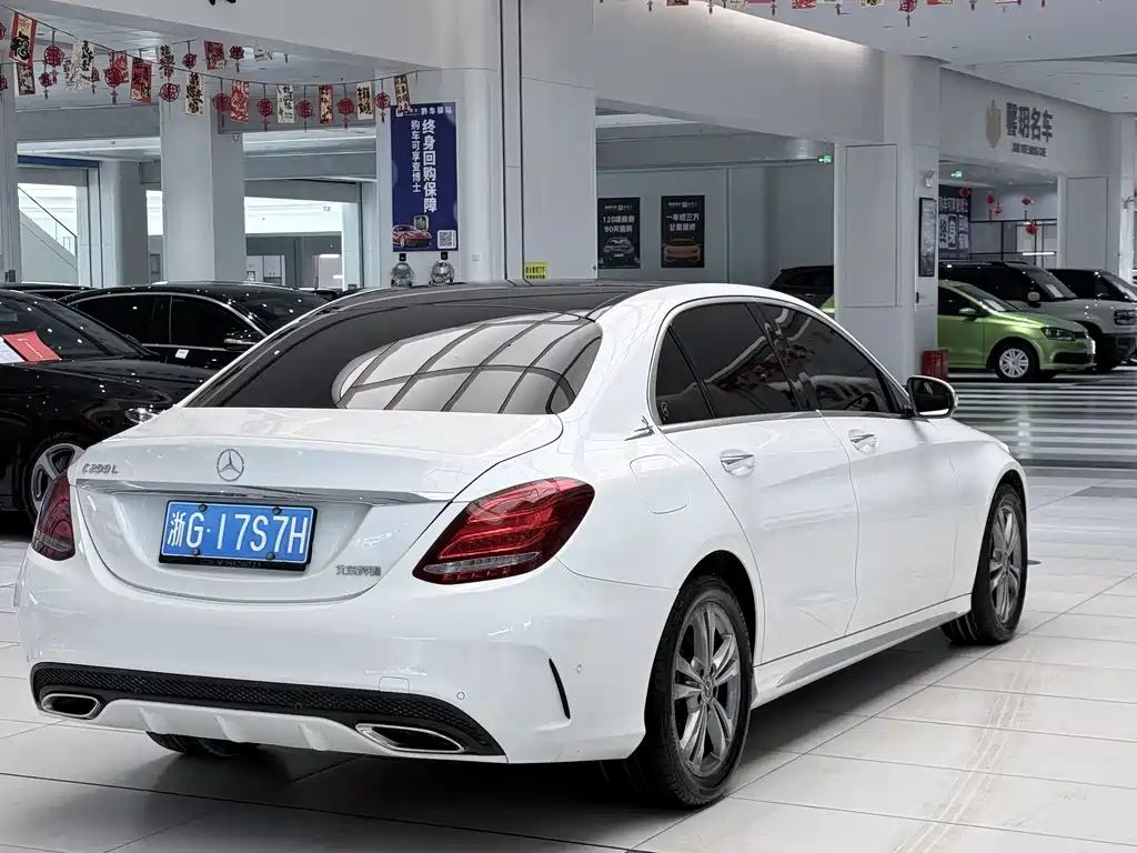 Mercedes-Benz C-Class 2018 C 200 L Sports Edition купить на сайте DeffCars