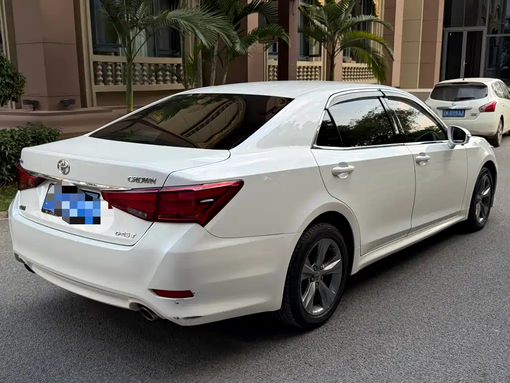 Crown 2018 2.0T Pioneer Edition купить на сайте DeffCars