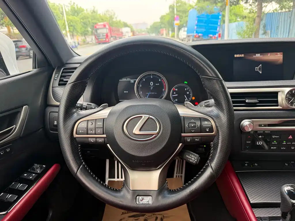 Lexus GS 2016 200t F SPORT купить на сайте DeffCars