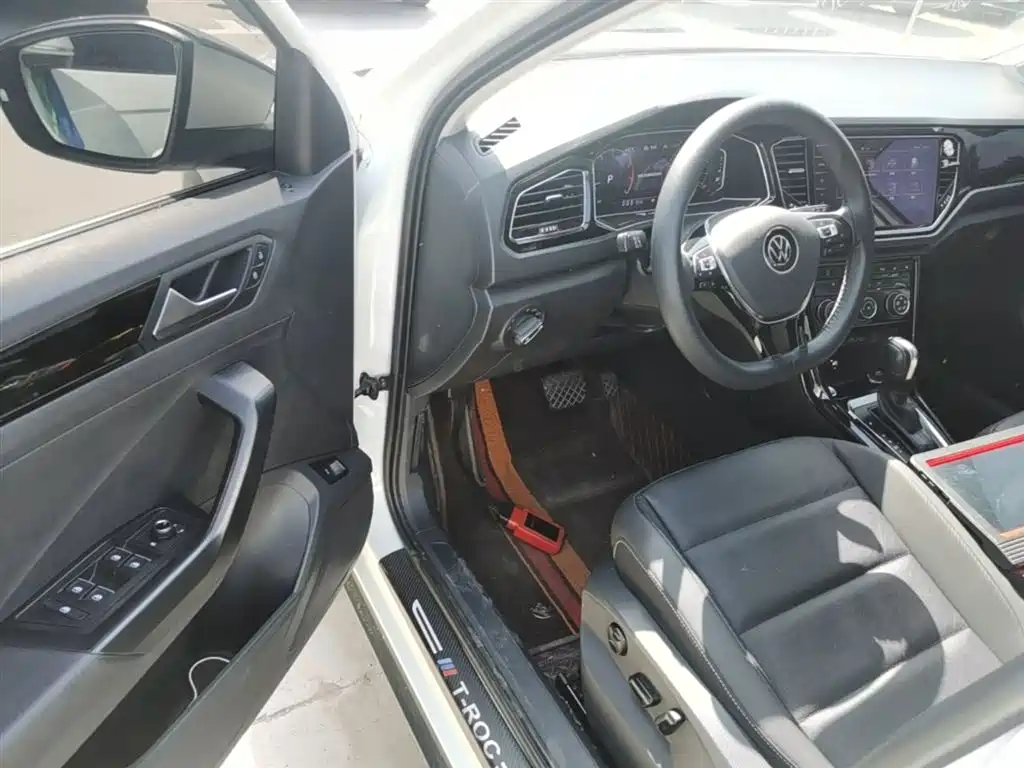 T-ROC 2021 facelift 280TSI DSG two-wheel drive comfortable intelligent connected version купить на сайте DeffCars