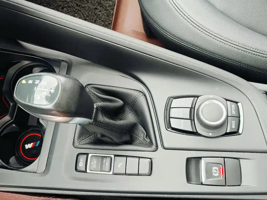 BMW X1 2016 sDrive18Li Exclusive Model купить на сайте DeffCars