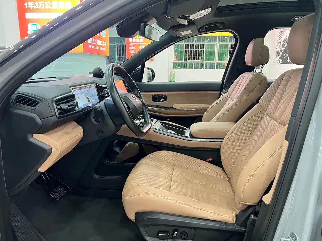 NIO ES8 2020 450KM seven-seater version купить на сайте DeffCars