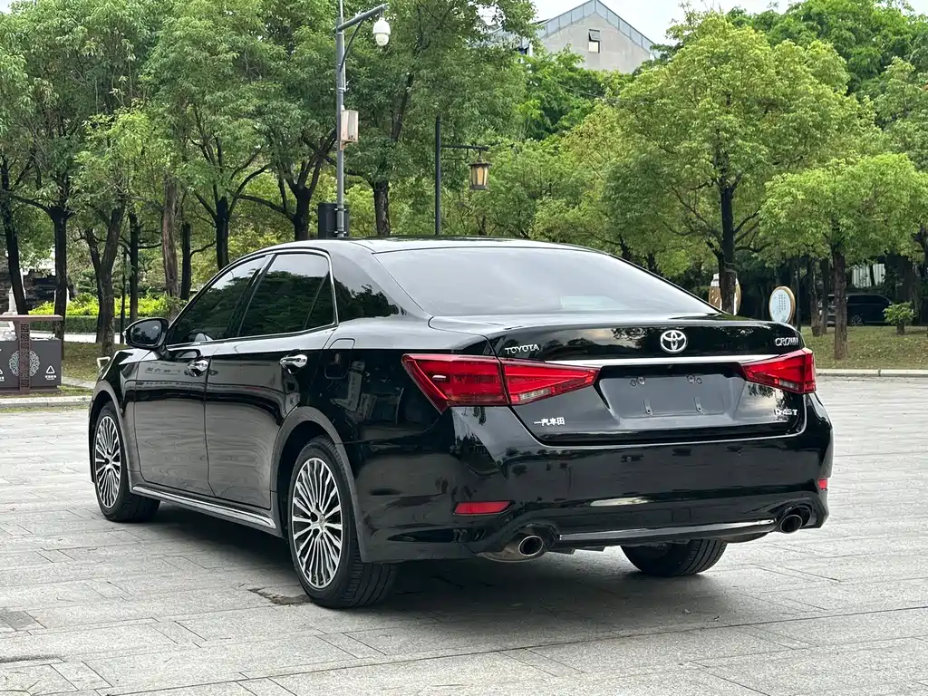 Crown 2018 2.0T Sports Edition купить на сайте DeffCars