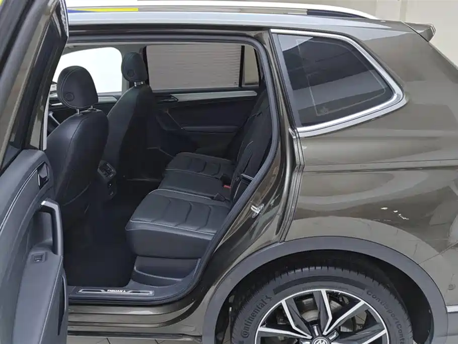 Tiguan L 2017 330TSI automatic two-wheel drive flagship version купить на сайте DeffCars