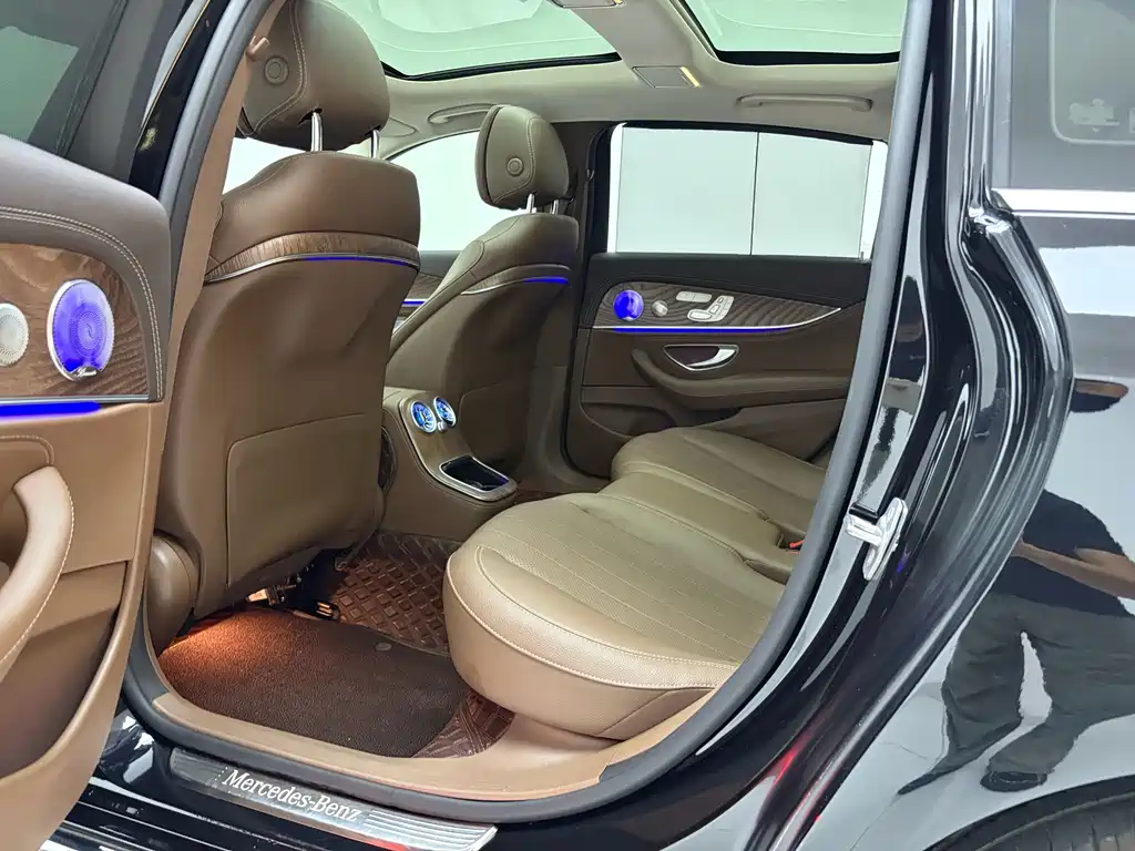 Mercedes-Benz E-Class 2023 E 300 L Luxury Model купить на сайте DeffCars