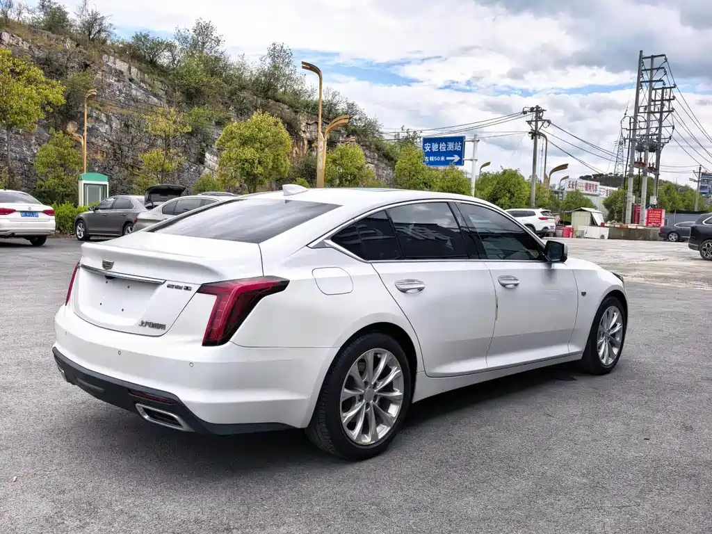 Cadillac CT5 2021 28T luxury model купить на сайте DeffCars