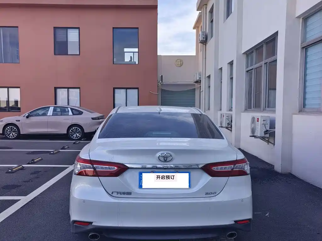 Camry 2021 2.0G Deluxe Edition купить на сайте DeffCars