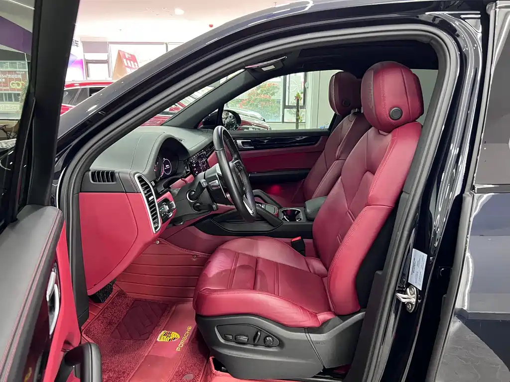 Cayenne 2023 Cayenne 3.0T Platinum Edition купить на сайте DeffCars
