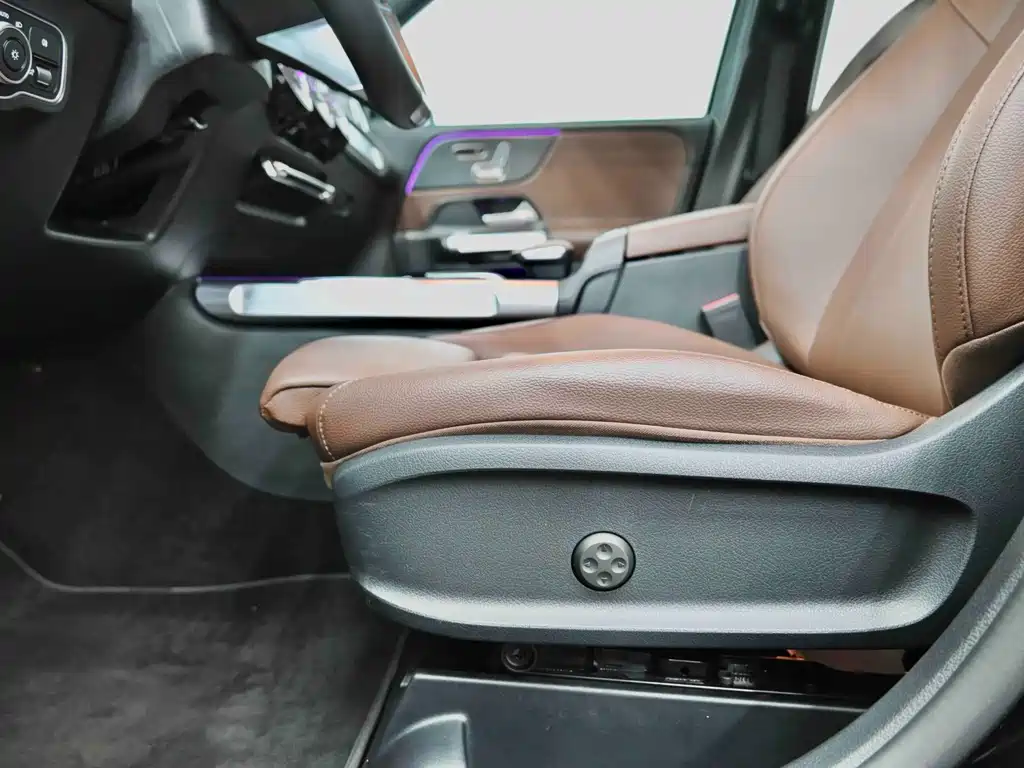 Mercedes-Benz GLB 2024 GLB 220 Fashion Model купить на сайте DeffCars
