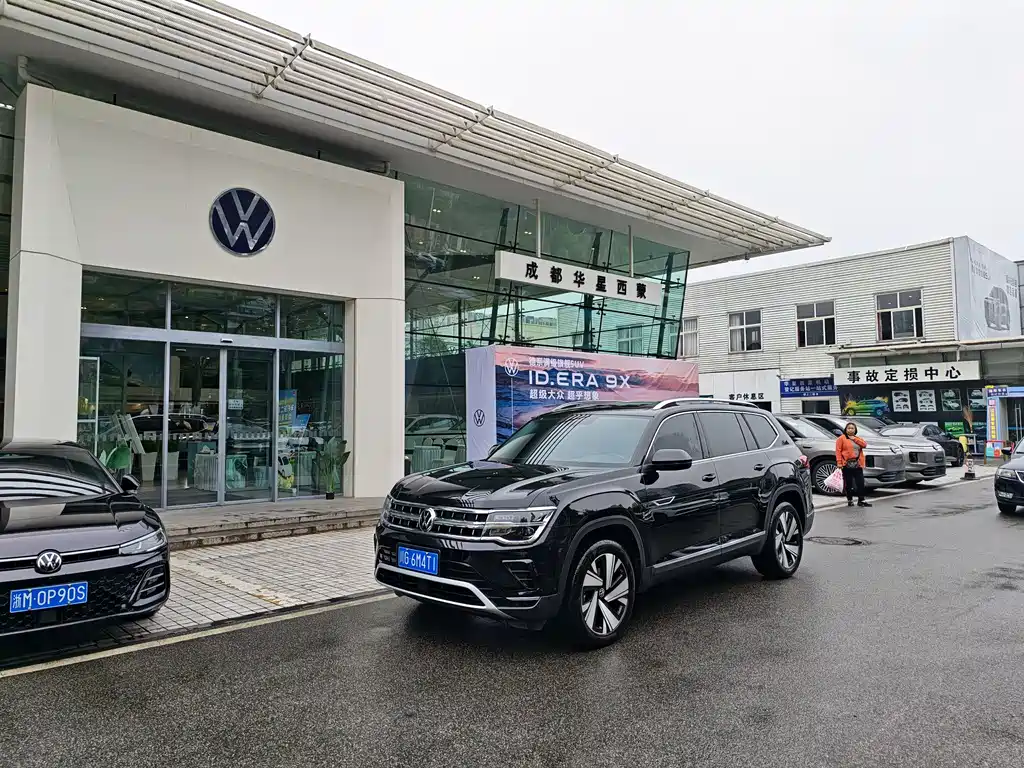 Touron 2022 380TSI four-wheel drive luxury version купить на сайте DeffCars