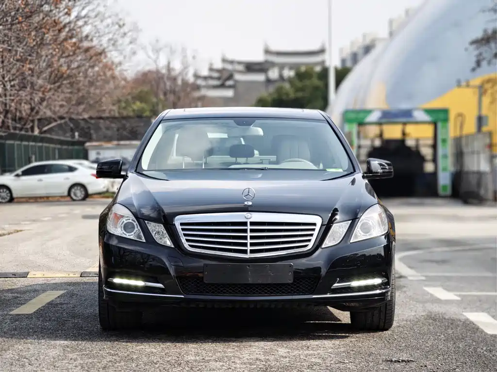 Mercedes-Benz E-Class 2012 E 200 L CGI Elegant купить на сайте DeffCars