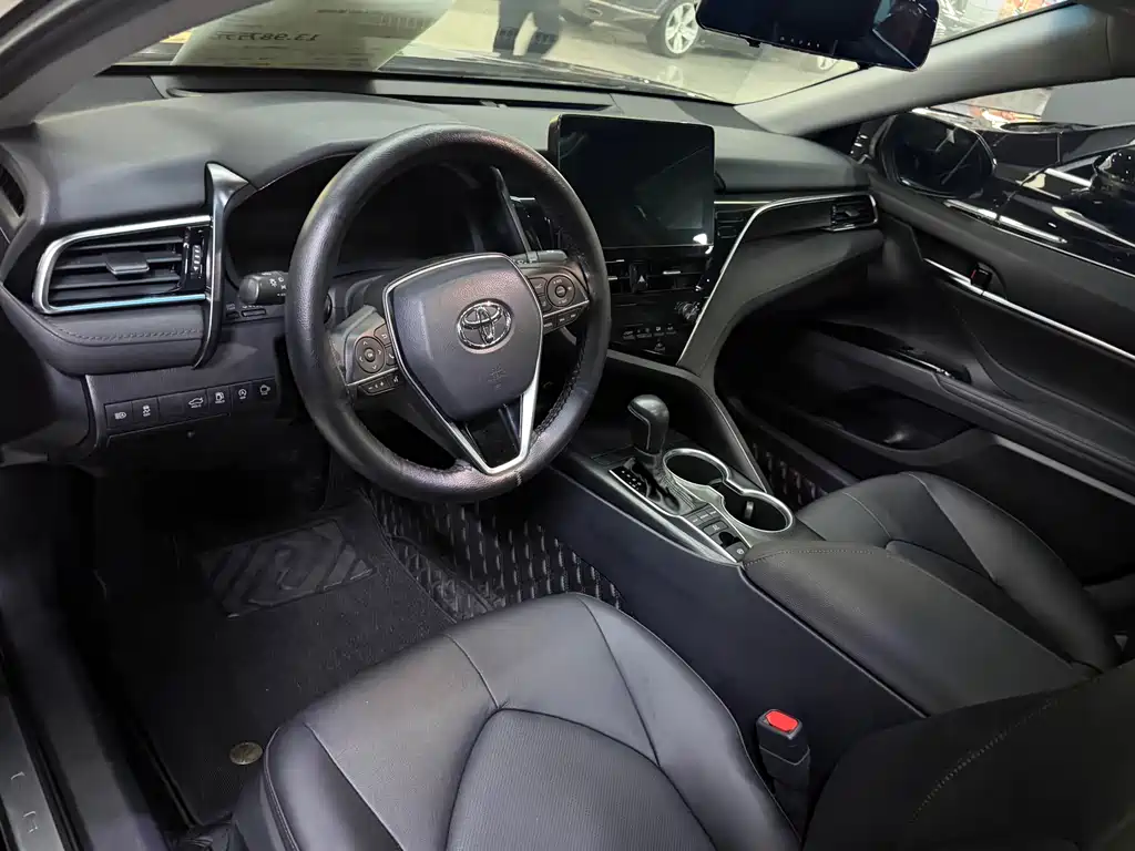 Camry 2021 2.5G Deluxe Edition купить на сайте DeffCars