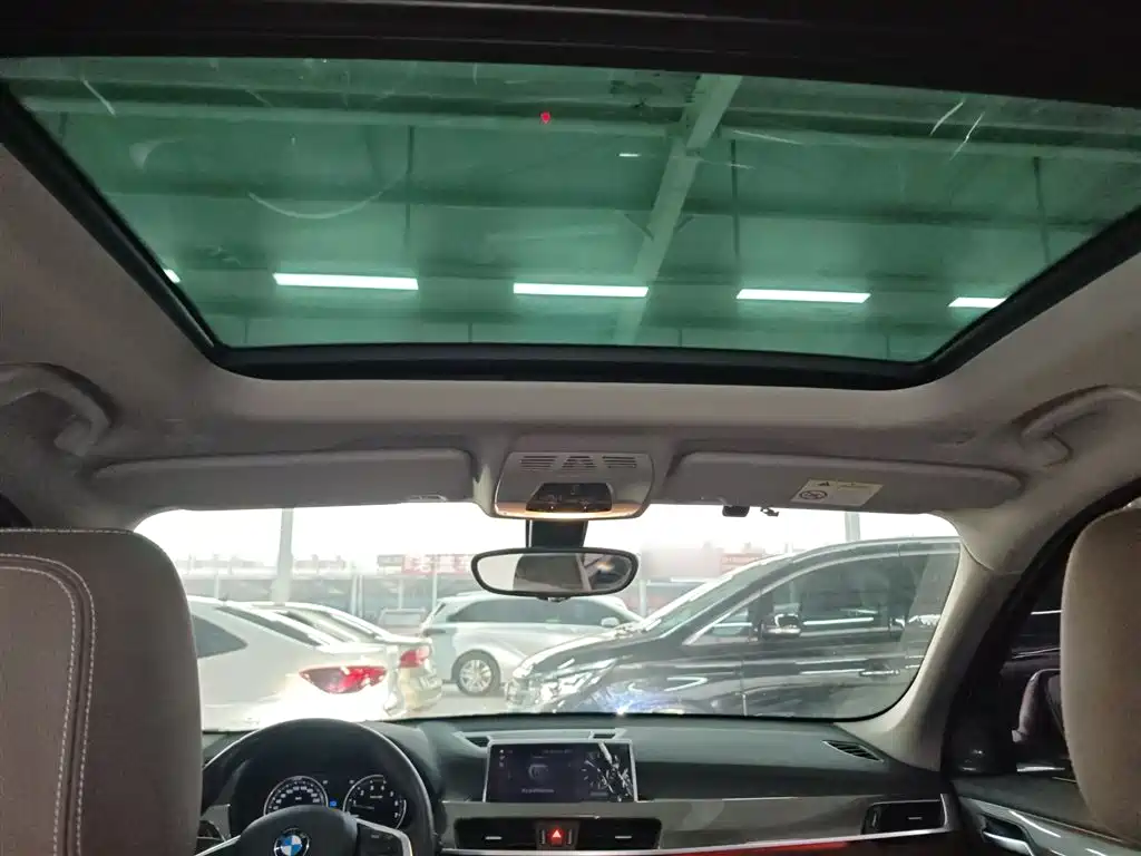 BMW X1 2019 xDrive20Li Exclusive Model купить на сайте DeffCars