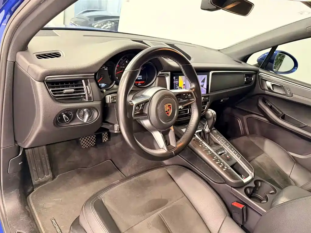 Macan 2018 Macan 2.0T купить на сайте DeffCars