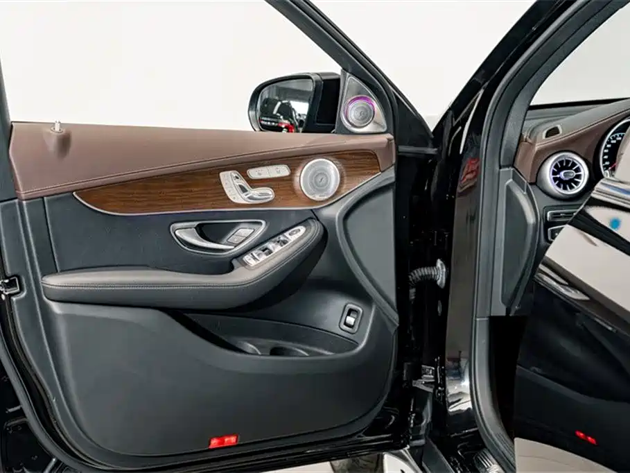 Mercedes-Benz GLC 2022 facelift GLC 300 L 4MATIC dynamic купить на сайте DeffCars