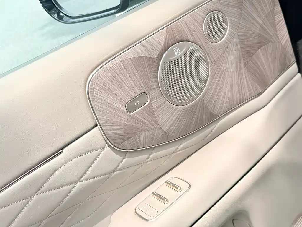 Zhiji LS9 2026 52 Ultra купить на сайте DeffCars