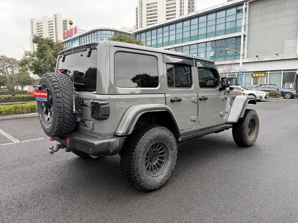 Wrangler 2021 2.0T Robin Hood Four-Door Edition купить на сайте DeffCars