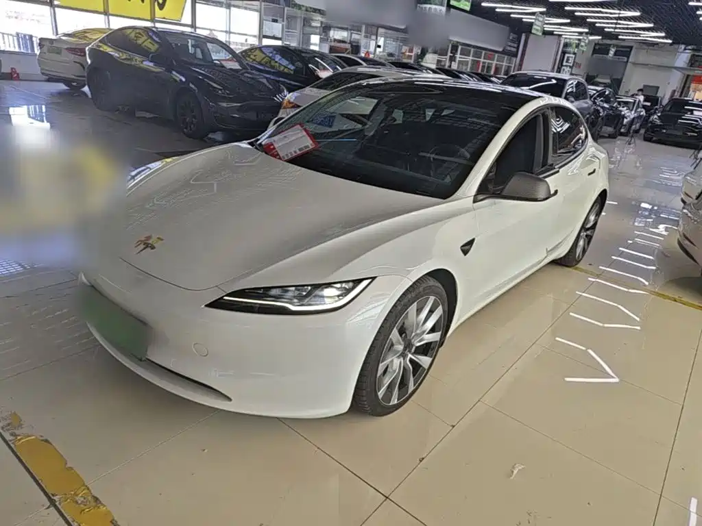 Model 3 2025 rear-wheel drive version купить на сайте DeffCars