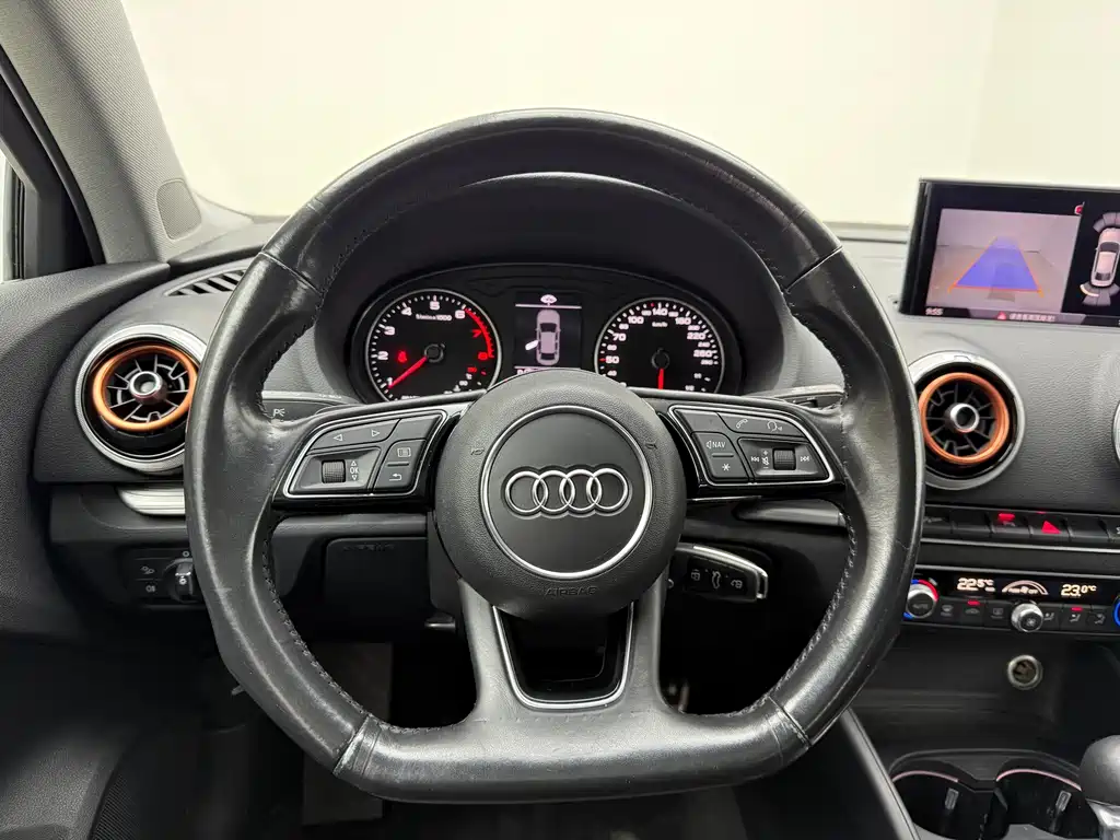 Audi A3 2019 Limousine 35 TFSI Fashion Type National VI купить на сайте DeffCars
