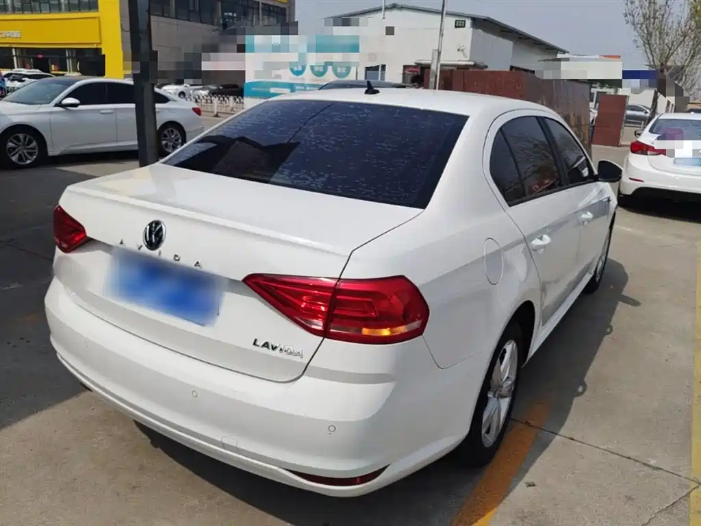 Lavida 2017 1.6L automatic fashion version купить на сайте DeffCars