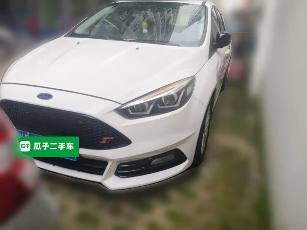 Focus 2017 hatchback 1.6L automatic stylish smart mobility version купить на сайте DeffCars