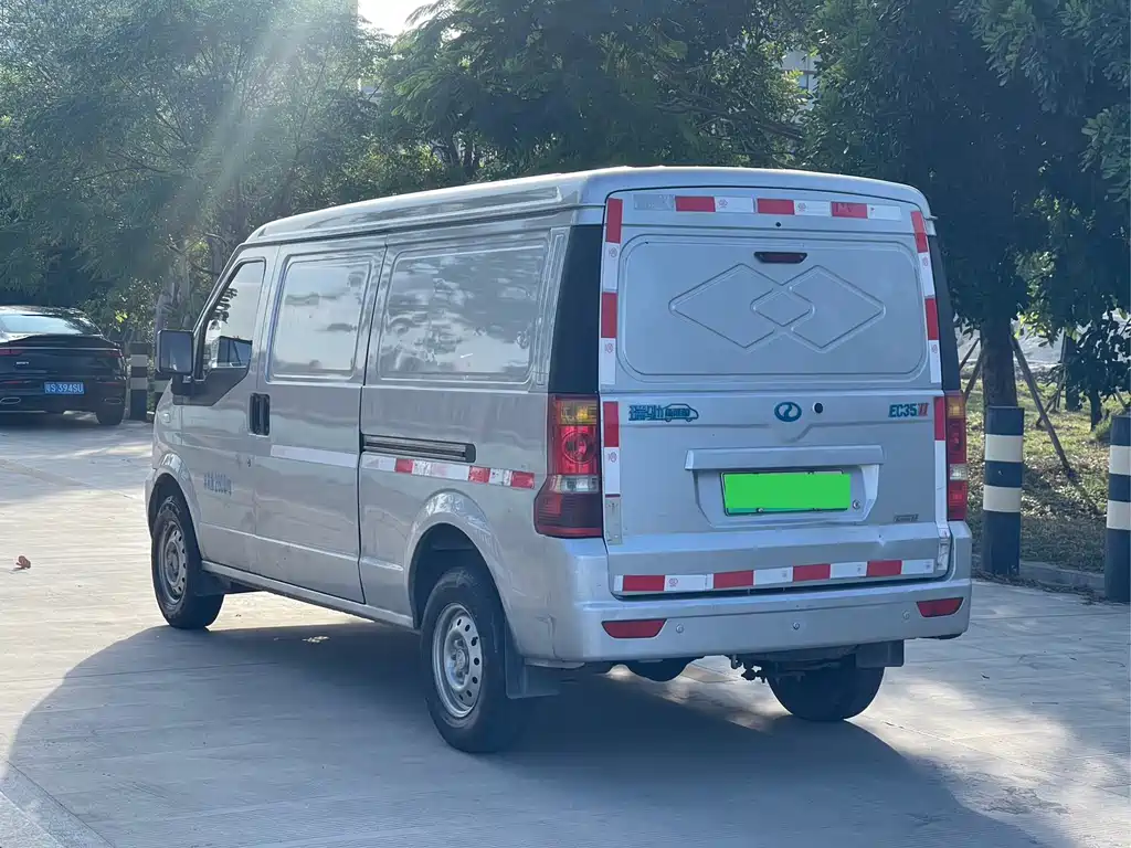 Rich New Energy EC35 2022 EC35 II Standard Edition 39.42kWh купить на сайте DeffCars