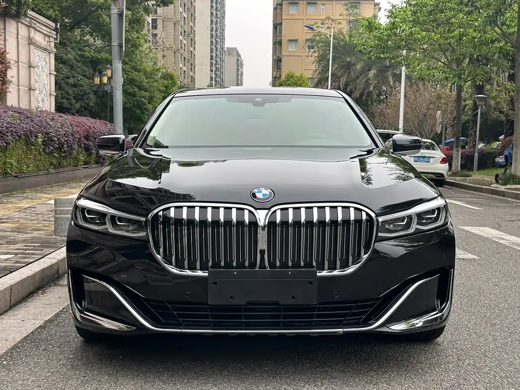 BMW 7 Series 2019 730Li Luxury Package купить на сайте DeffCars