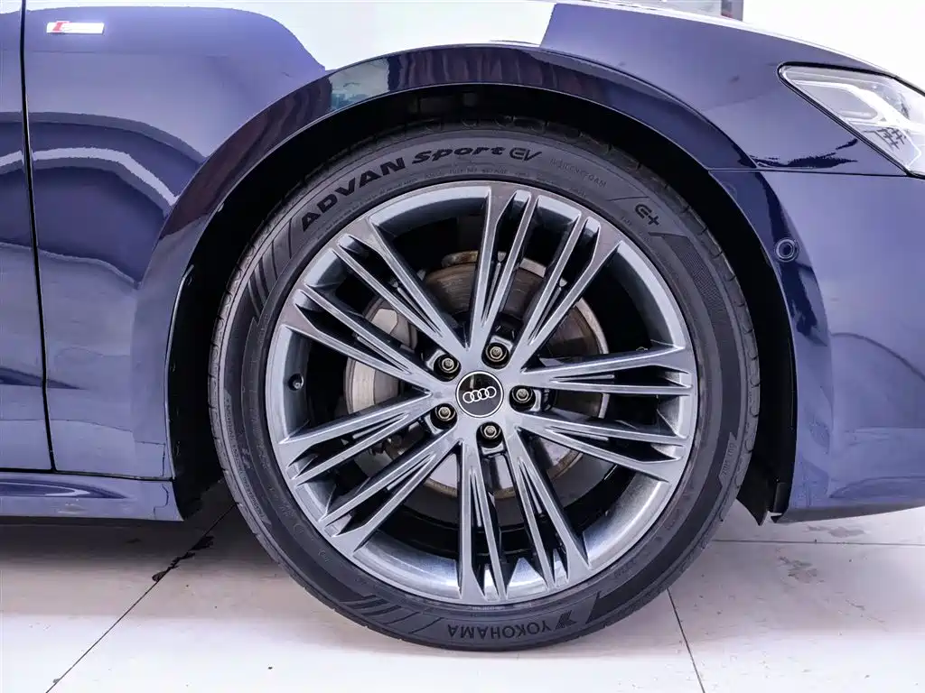 Audi A7 2022 45 TFSI Premium Selection купить на сайте DeffCars