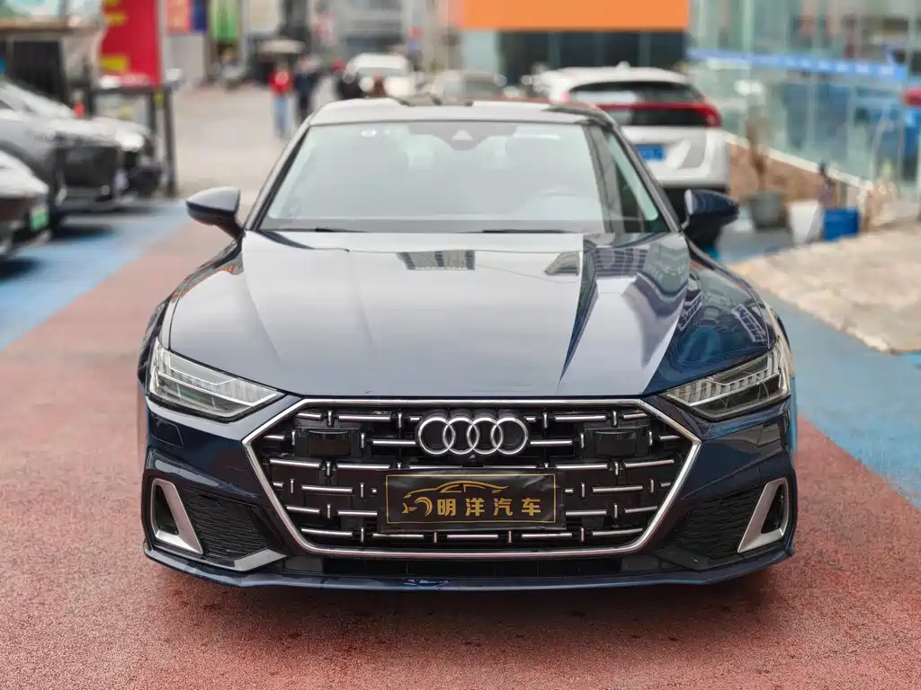 Audi A7L 2024 45TFSI S-line Dream Building Liquid Crystal Package купить на сайте DeffCars