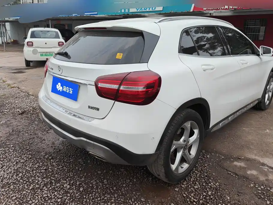 Mercedes-Benz GLA 2018 GLA 200 Dynamic купить на сайте DeffCars