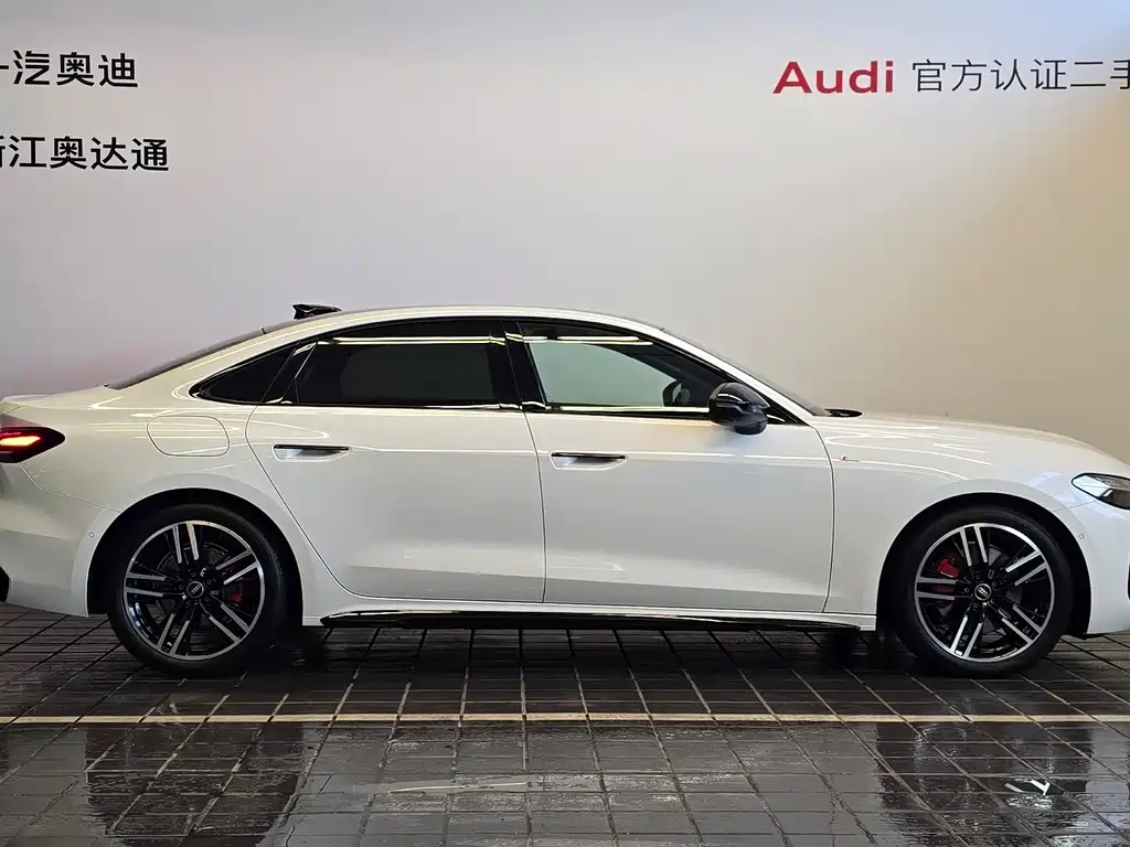 Audi A5L 2026 2.0T sports version quattro купить на сайте DeffCars