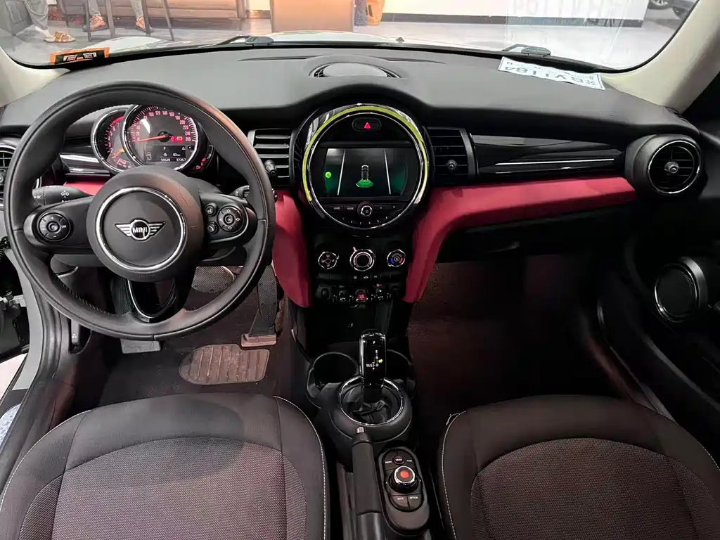 MINI 2020 1.5T ONE PLUS купить на сайте DeffCars