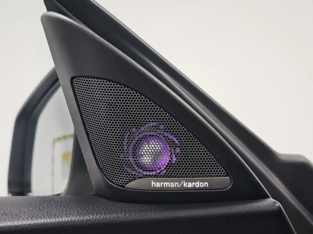BMW 2 Series Imported 2019 225i Convertible Coupe Sports Design Package купить на сайте DeffCars