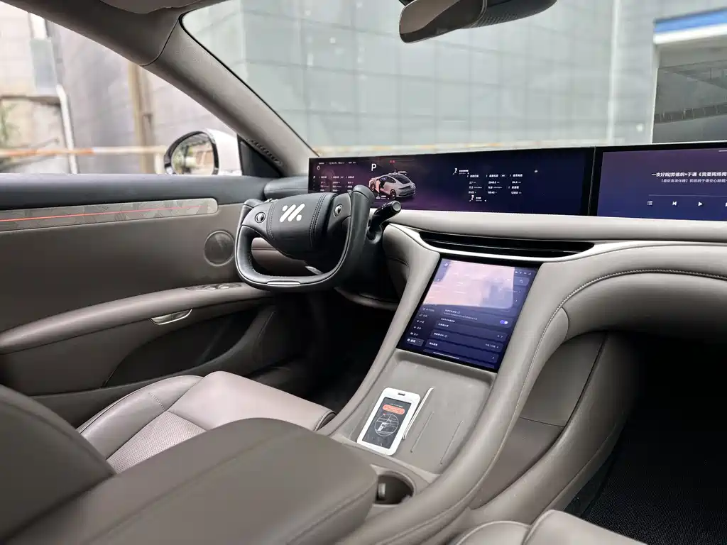 Zhiji L6 2025 Ultra купить на сайте DeffCars