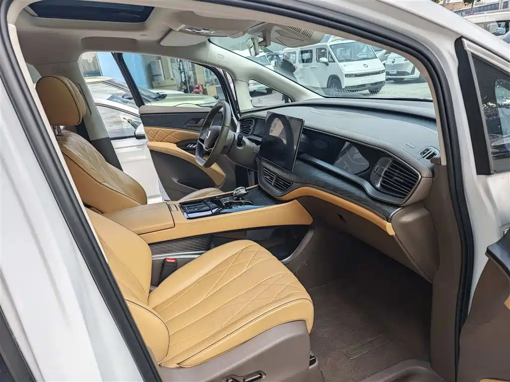Denza D9 2022 DM-i 1040 Premium Type купить на сайте DeffCars