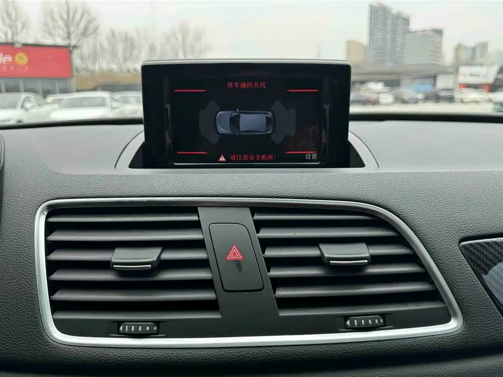 Audi Q3 2017 35 TFSI Fashion купить на сайте DeffCars