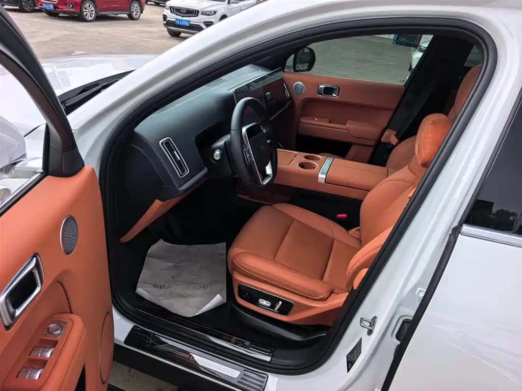 Ideal L7 2024 MAX купить на сайте DeffCars