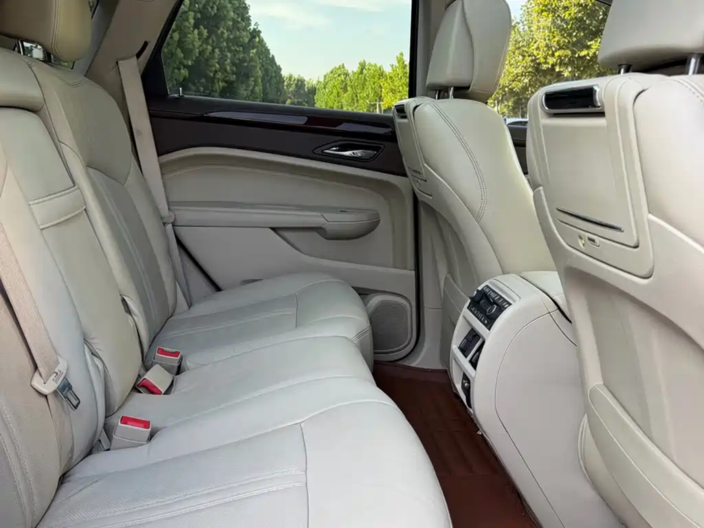 Cadillac SRX 2010 3.0L Deluxe Edition купить на сайте DeffCars