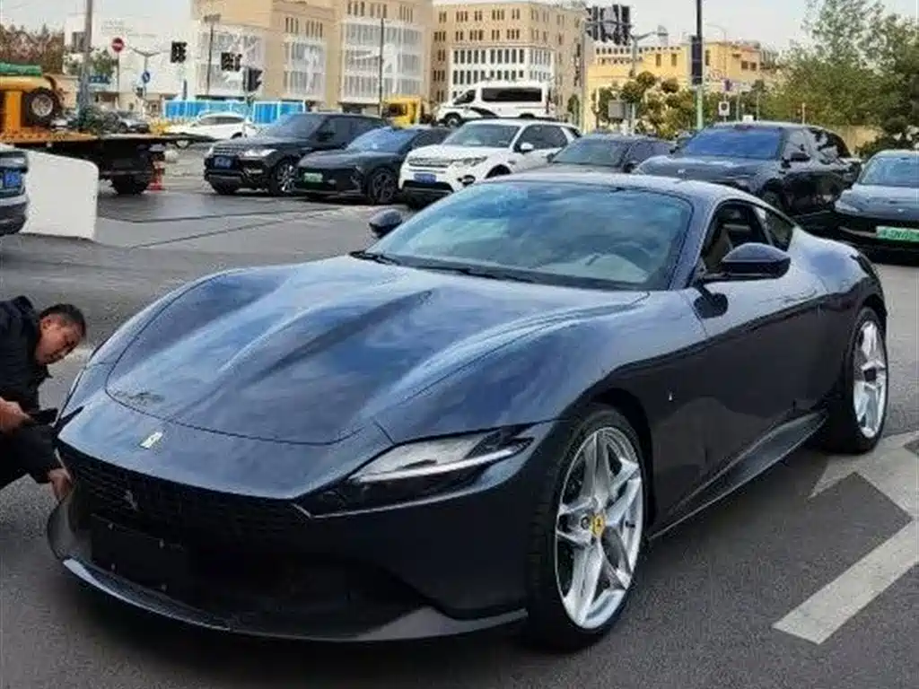 Roma 2020 3.9T V8 купить на сайте DeffCars