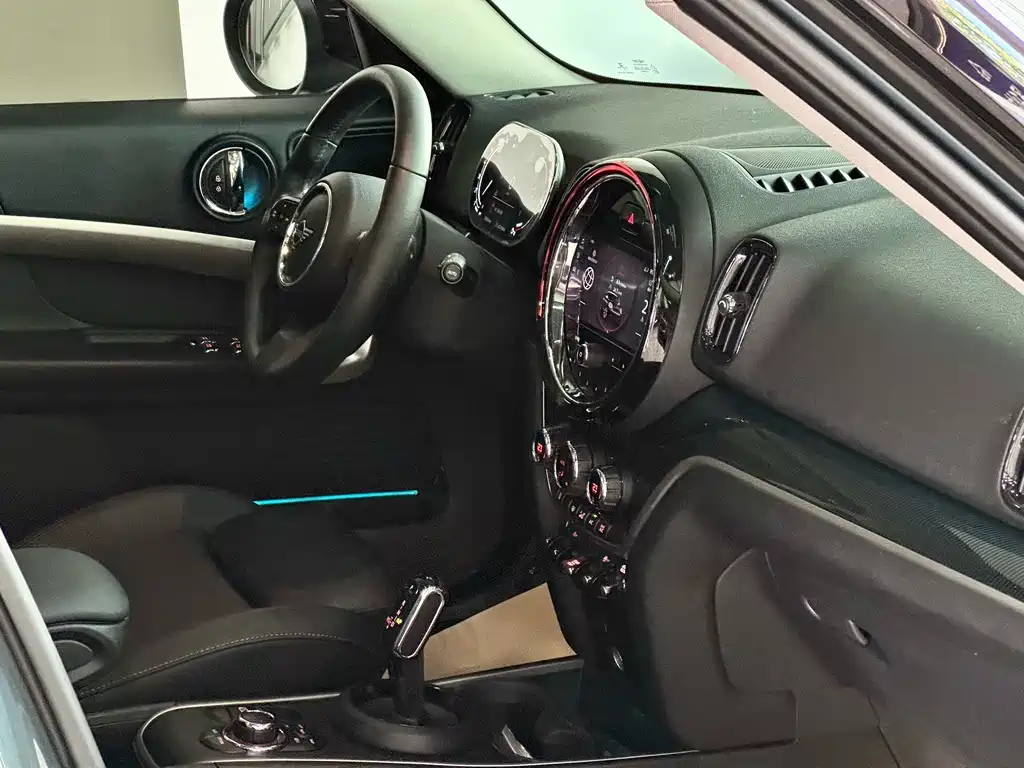 MINI COUNTRYMAN 2021 2.0T COOPER S купить на сайте DeffCars