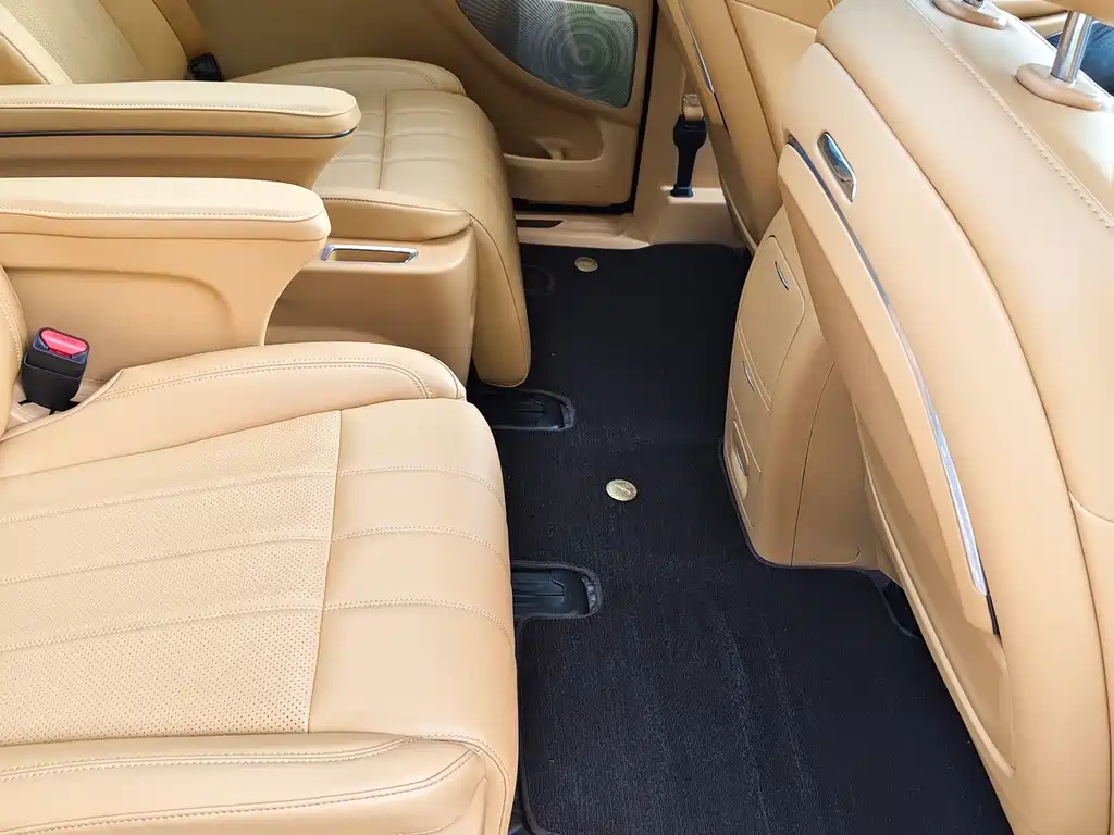Lantu Dreamer 2024 PHEV Extra Long Range Premium Edition купить на сайте DeffCars