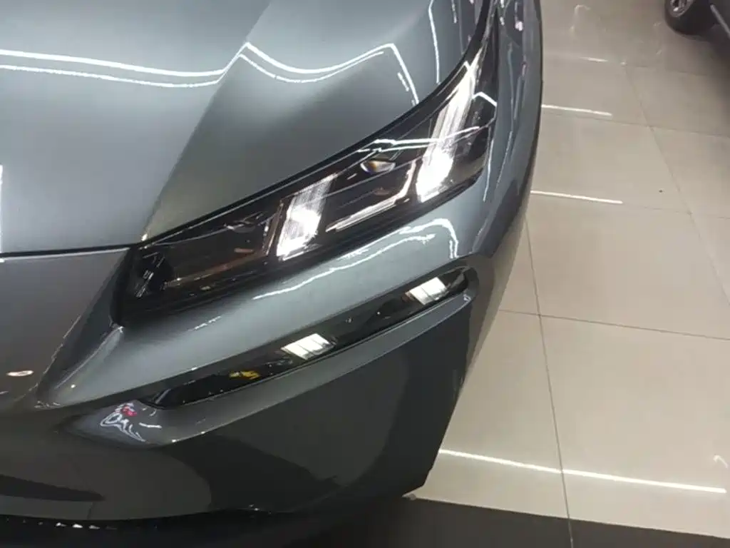 AION V 2021 Plus 70 Smart Technology Edition Lithium Iron Phosphate купить на сайте DeffCars