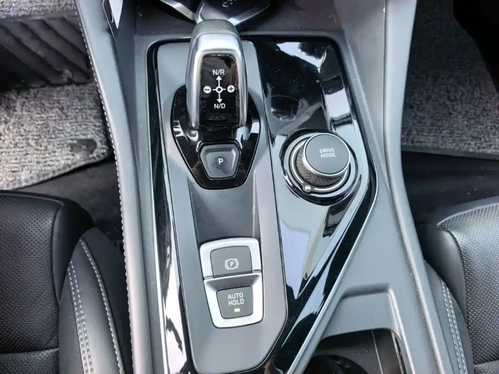 Lynk & Co 03 2022 2.0TD DCT Pro купить на сайте DeffCars