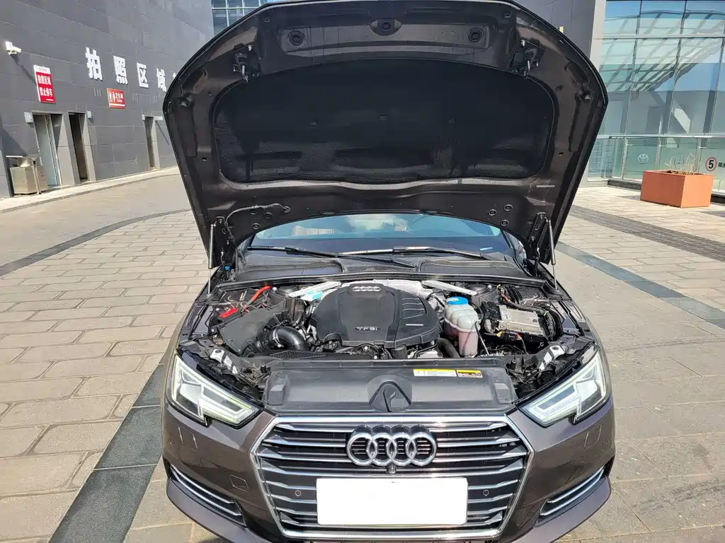Audi A4L 2017 Plus 40 TFSI Fashion купить на сайте DeffCars