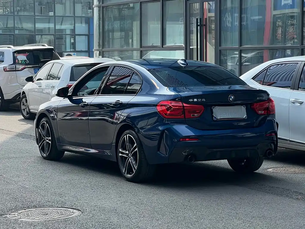 BMW 1 Series 2021 125i M Sports Night Edition купить на сайте DeffCars