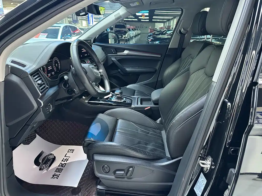 Audi Q5L 2022 45T luxury and dynamic model купить на сайте DeffCars